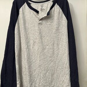 Men’s long sleeved tshirt